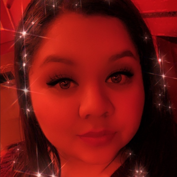 Meet your Posher, Sandra - Picture 1 of 1